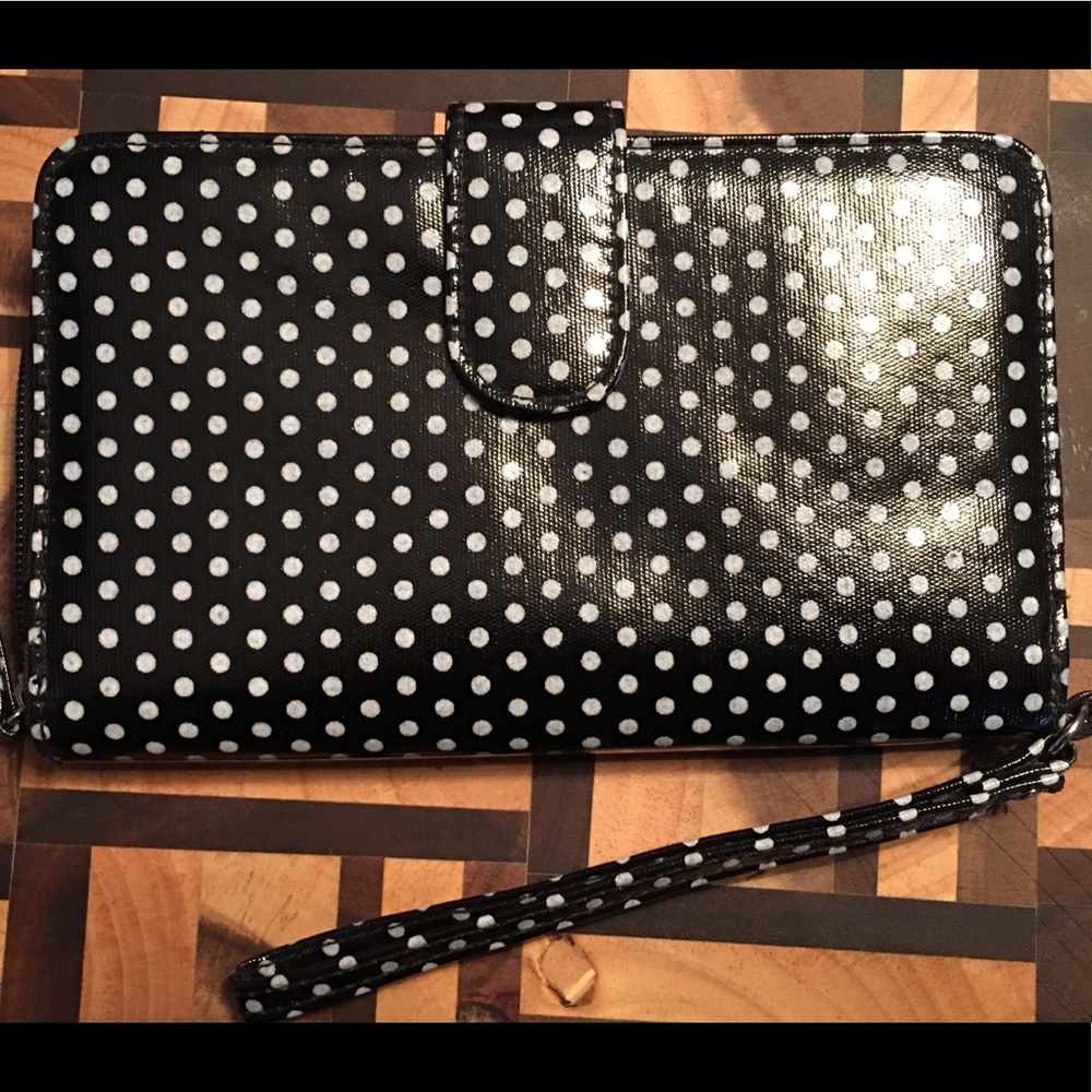 Mundi wallet - NWT